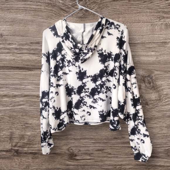 Double Zero Black and White Tie-Dye Hoodie Size Small - Picture 2 of 3
